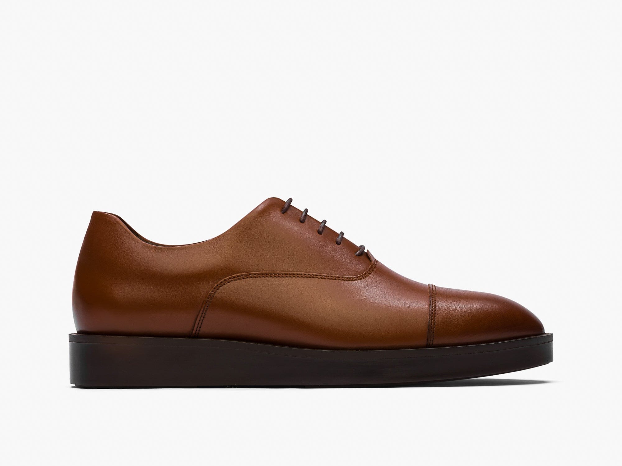 Closer™ Oxford from Wolf & Shepherd